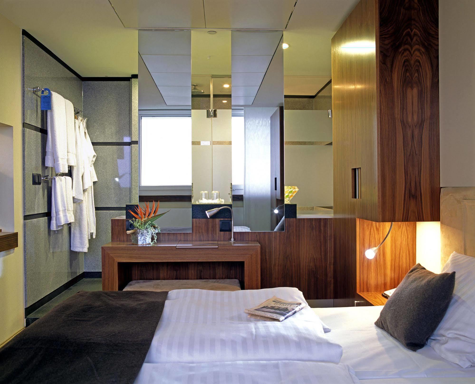 Radisson Blu Hotel Erfurt 4*